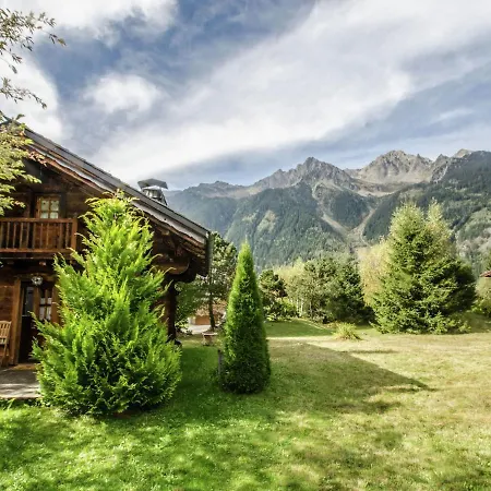 Quaint Chalet In With Valley Nearby Domek alpejski *