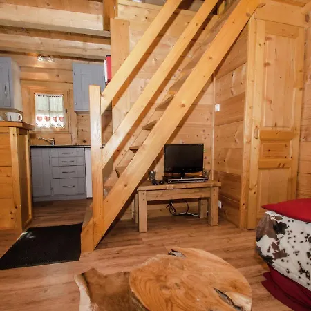 Domek alpejski Quaint Chalet In With Valley Nearby Chamonix