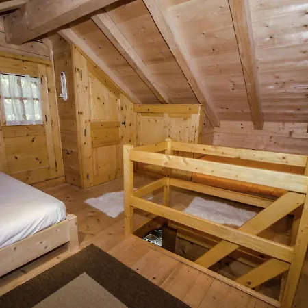Quaint Chalet In With Valley Nearby Domek alpejski Chamonix