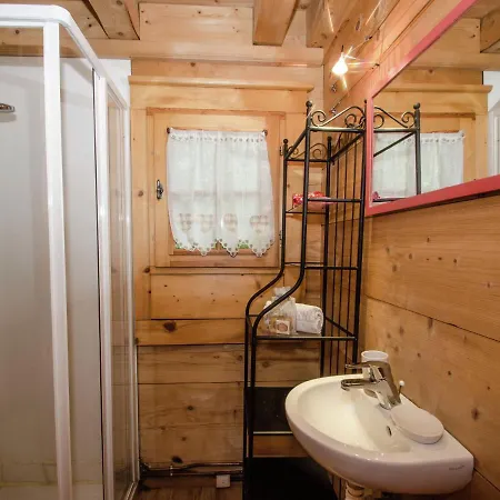 Quaint Chalet In With Valley Nearby * Chamonix
